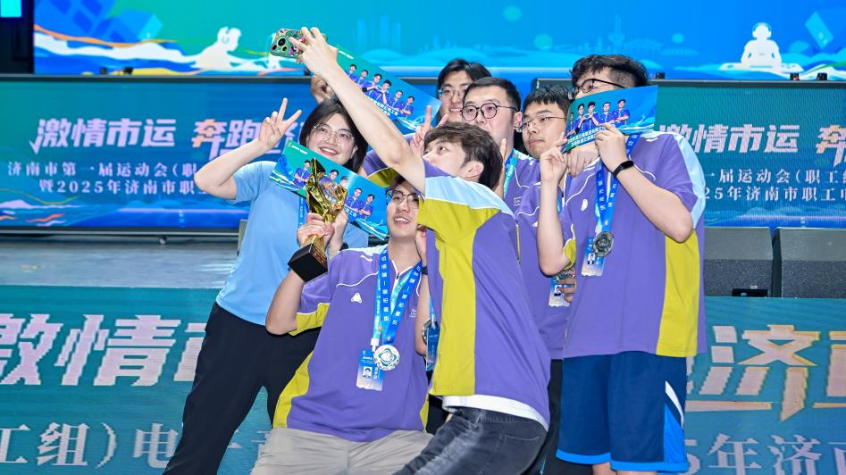 与讨论空间 与讨论空间